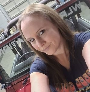 Meet your Posher, Pam